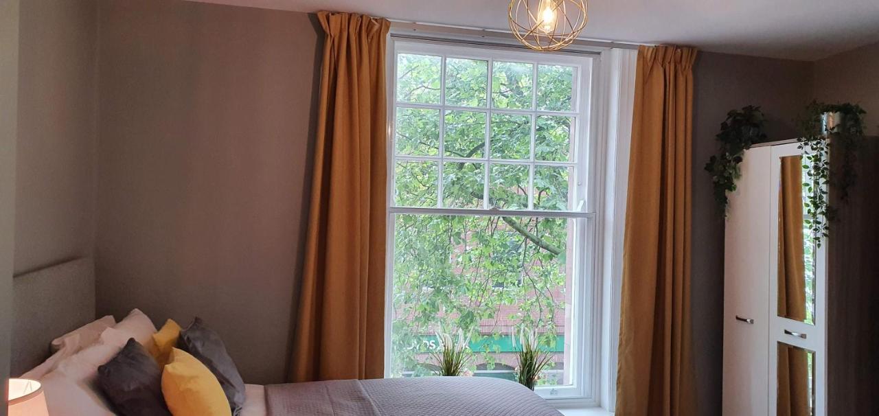 Darwin Stays - Service Accommodation In Newcastle Under Lyme City Centre Εξωτερικό φωτογραφία