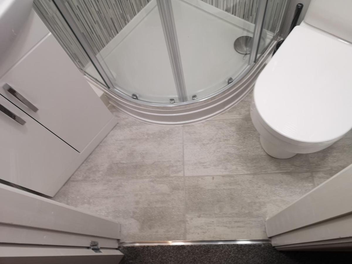 Darwin Stays - Service Accommodation In Newcastle Under Lyme City Centre Εξωτερικό φωτογραφία