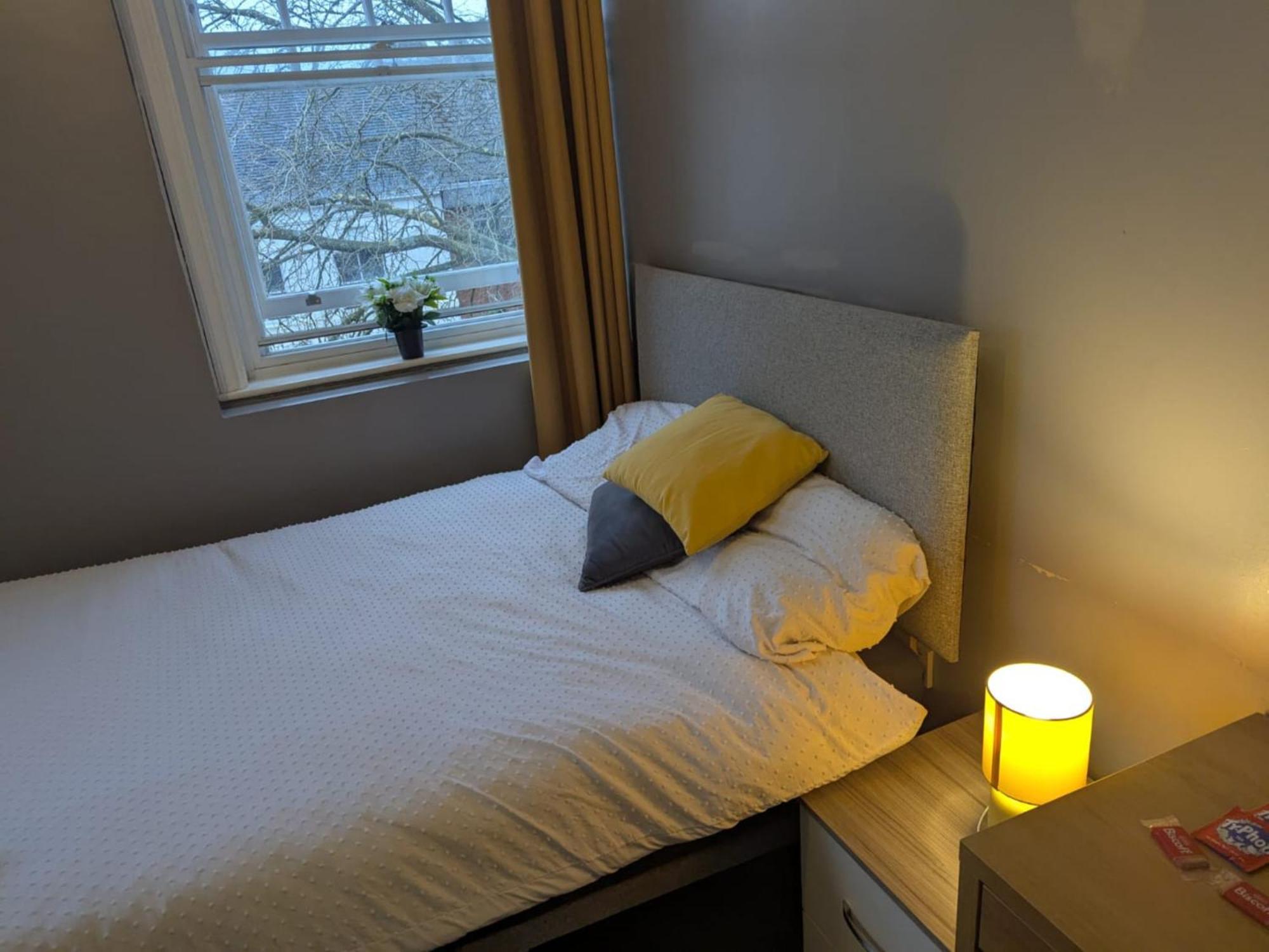 Darwin Stays - Service Accommodation In Newcastle Under Lyme City Centre Εξωτερικό φωτογραφία