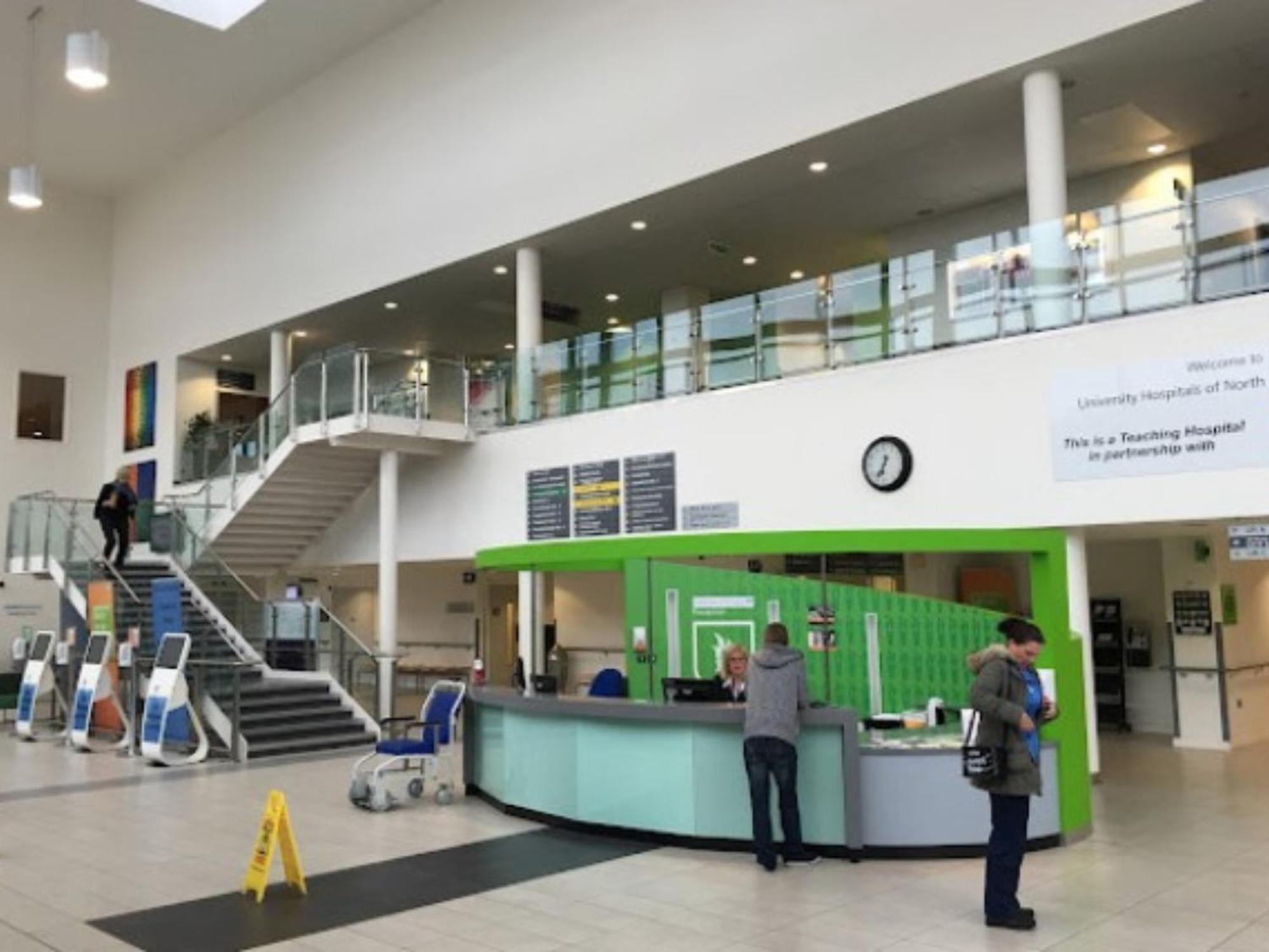 Darwin Stays - Service Accommodation In Newcastle Under Lyme City Centre Εξωτερικό φωτογραφία