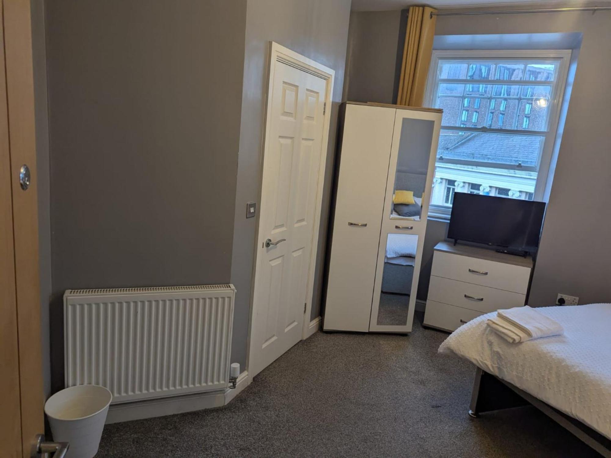 Darwin Stays - Service Accommodation In Newcastle Under Lyme City Centre Εξωτερικό φωτογραφία