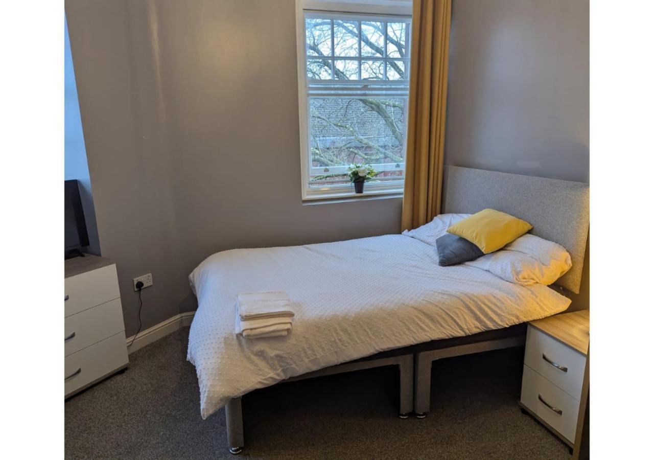 Darwin Stays - Service Accommodation In Newcastle Under Lyme City Centre Εξωτερικό φωτογραφία